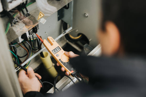 Best 24-Hour Electrician  in Waterloo, IA